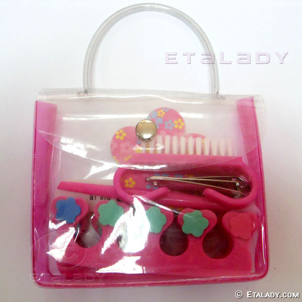 Manicure Kit In Pvc Pouch With Flap