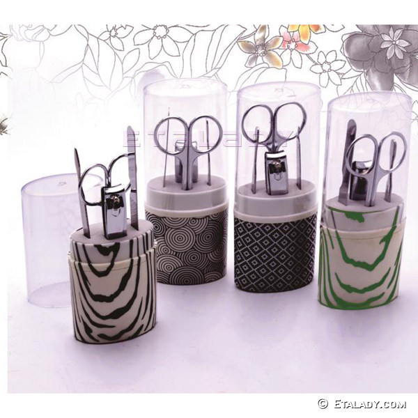 Plastic Case Manicure Kit